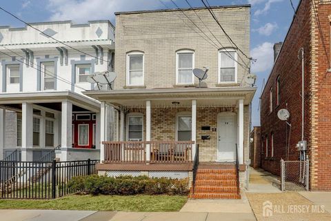 Multifamily For Sale - 72 Pulaski Avenue<br/> Carteret, NJ 07008
