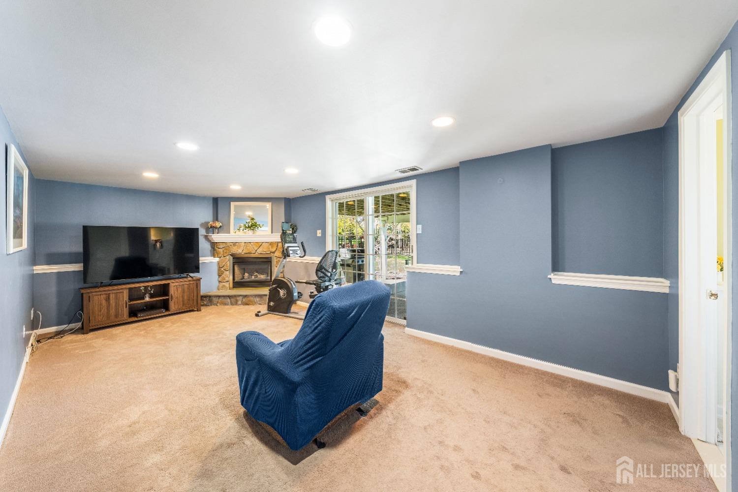 15 Nottingham Drive, East Brunswick, New Jersey image 18