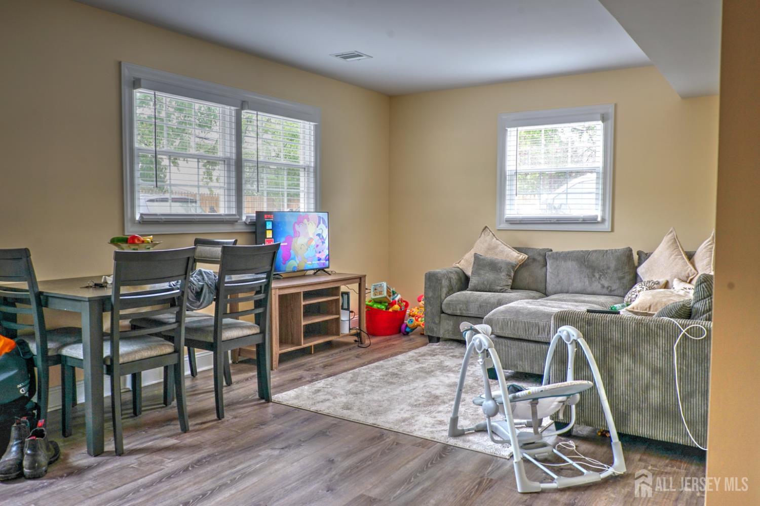 1084 Stelton Road, Piscataway, New Jersey image 11