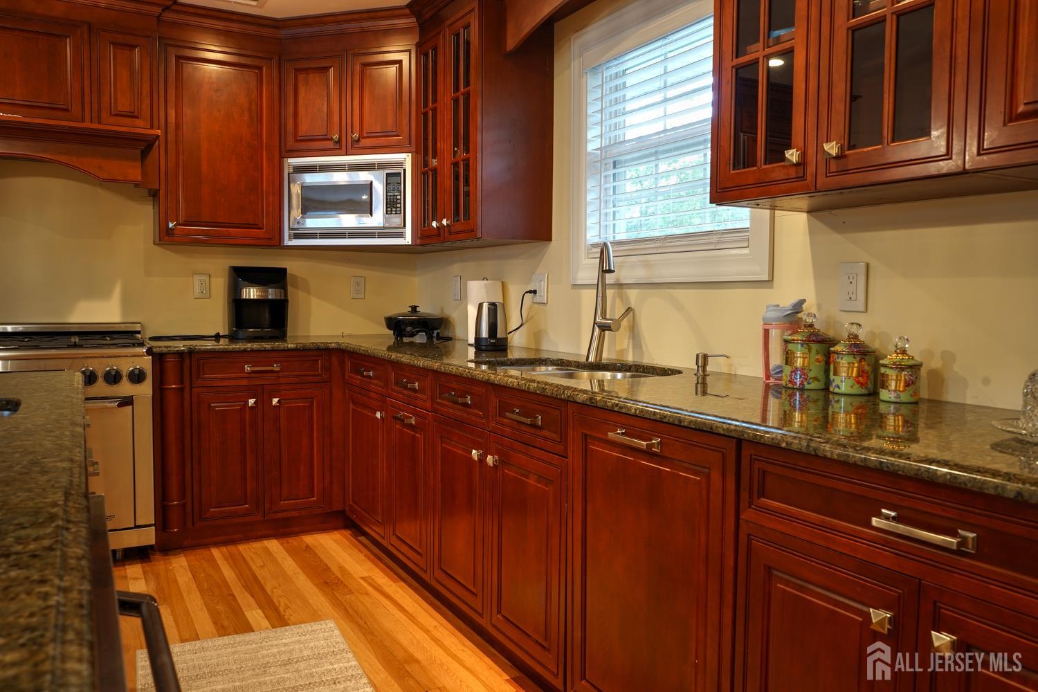 1084 Stelton Road, Piscataway, New Jersey image 7