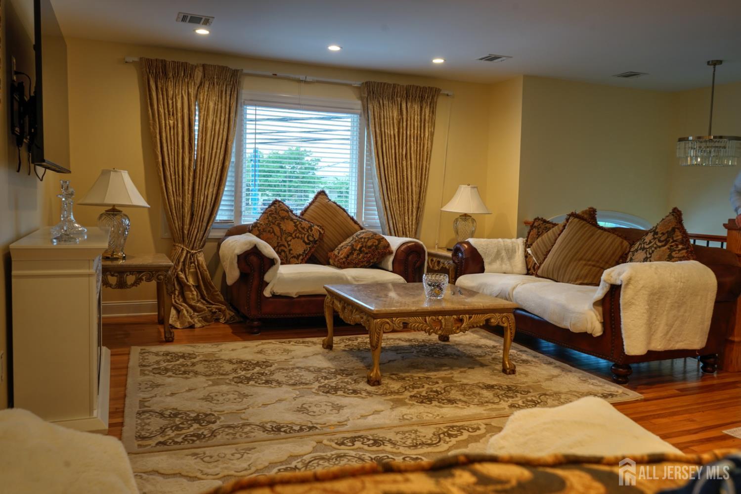 1084 Stelton Road, Piscataway, New Jersey image 4