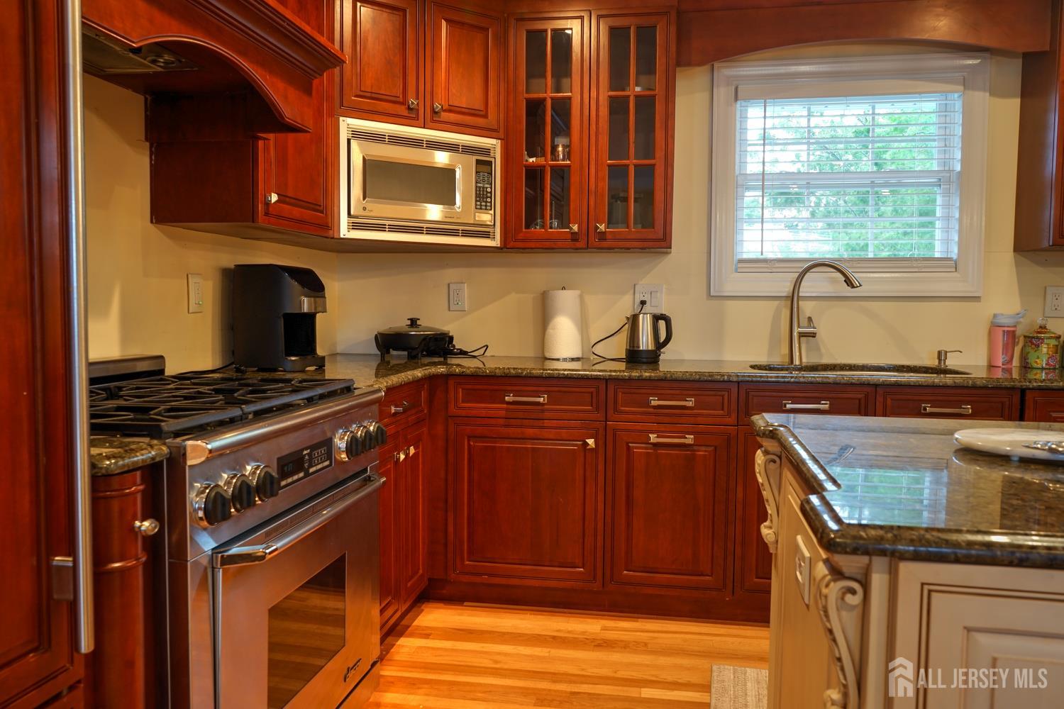 1084 Stelton Road, Piscataway, New Jersey image 6