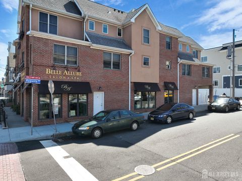 Condo For Sale - 112 N Broadway #G<br/> Middlesex County, South Amboy, NJ 08879