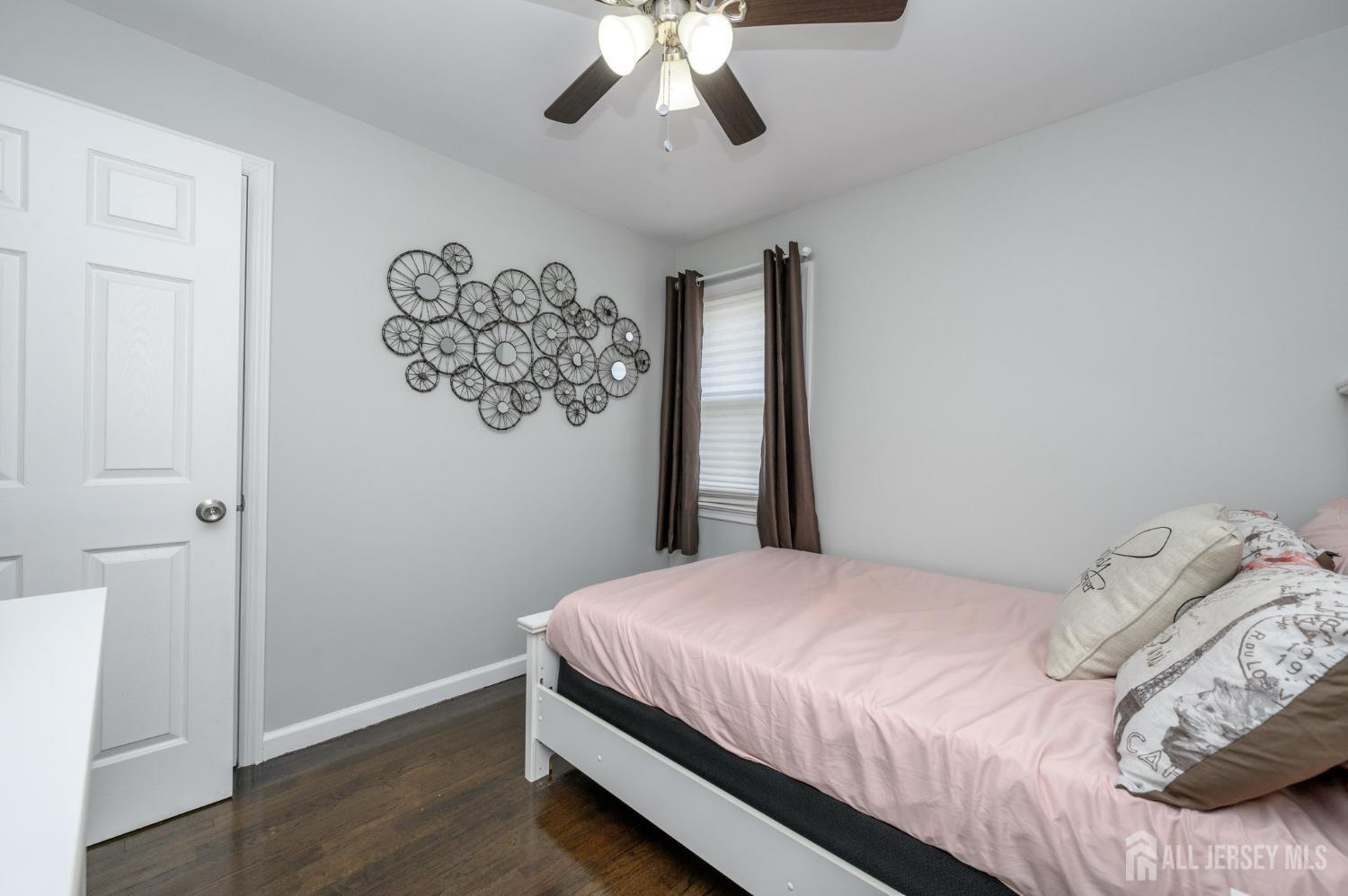 724 E 2nd Avenue, Roselle, New Jersey image 17