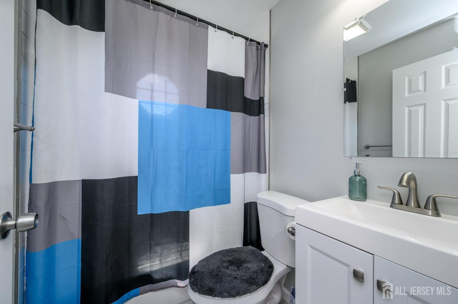 724 E 2nd Avenue, Roselle, New Jersey image 12