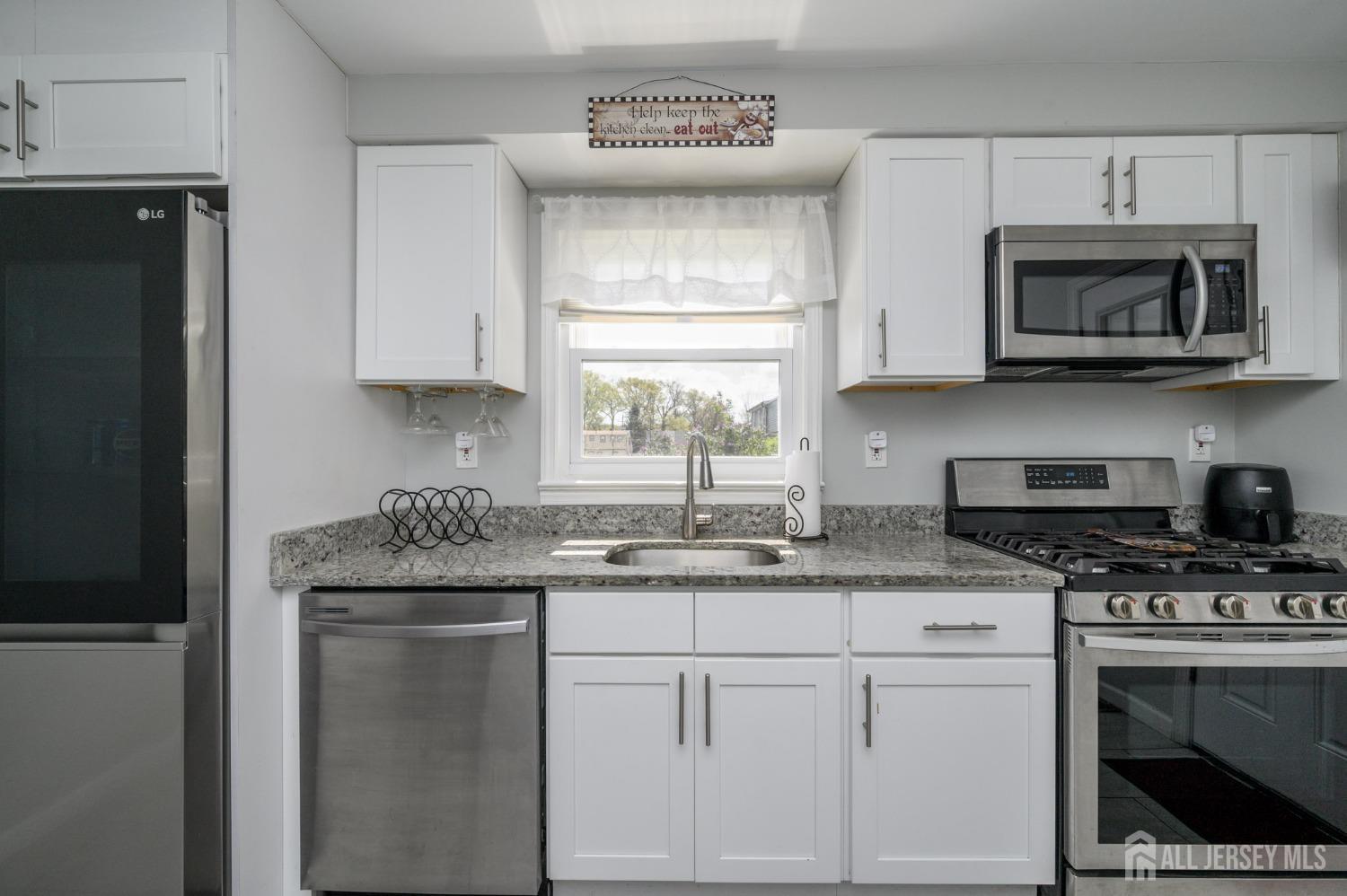 724 E 2nd Avenue, Roselle, New Jersey image 10