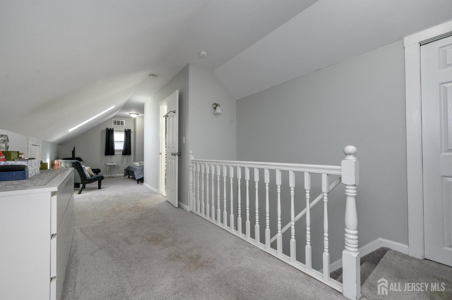 724 E 2nd Avenue, Roselle, New Jersey image 19