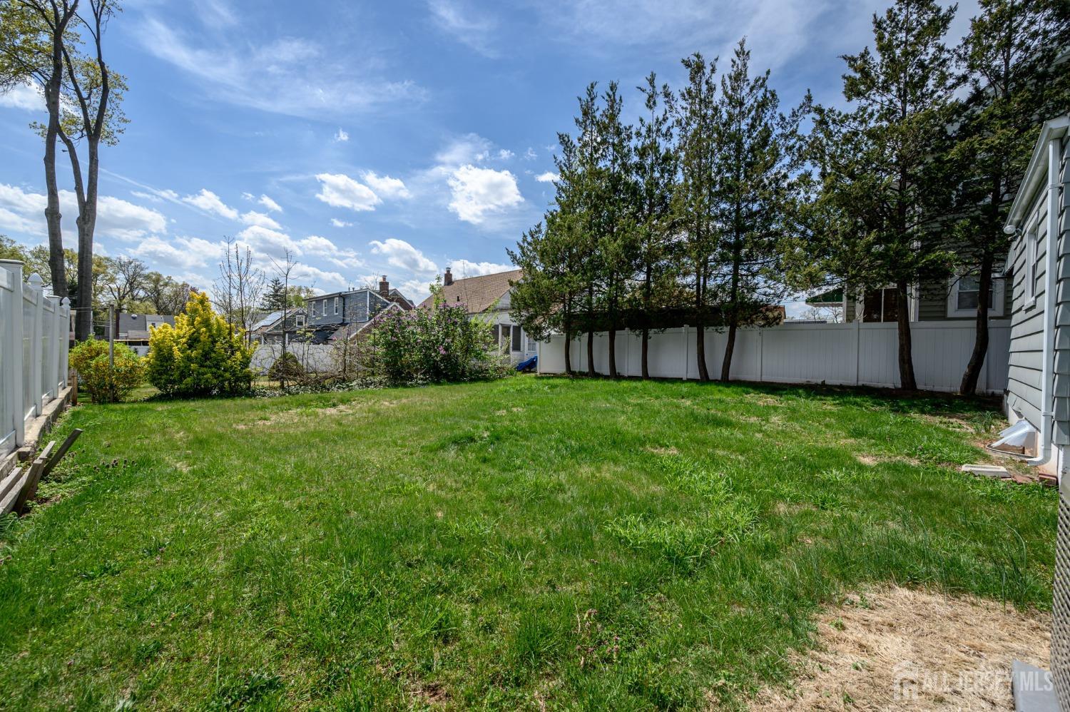724 E 2nd Avenue, Roselle, New Jersey image 28