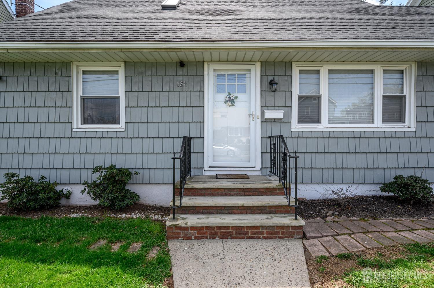 724 E 2nd Avenue, Roselle, New Jersey image 2