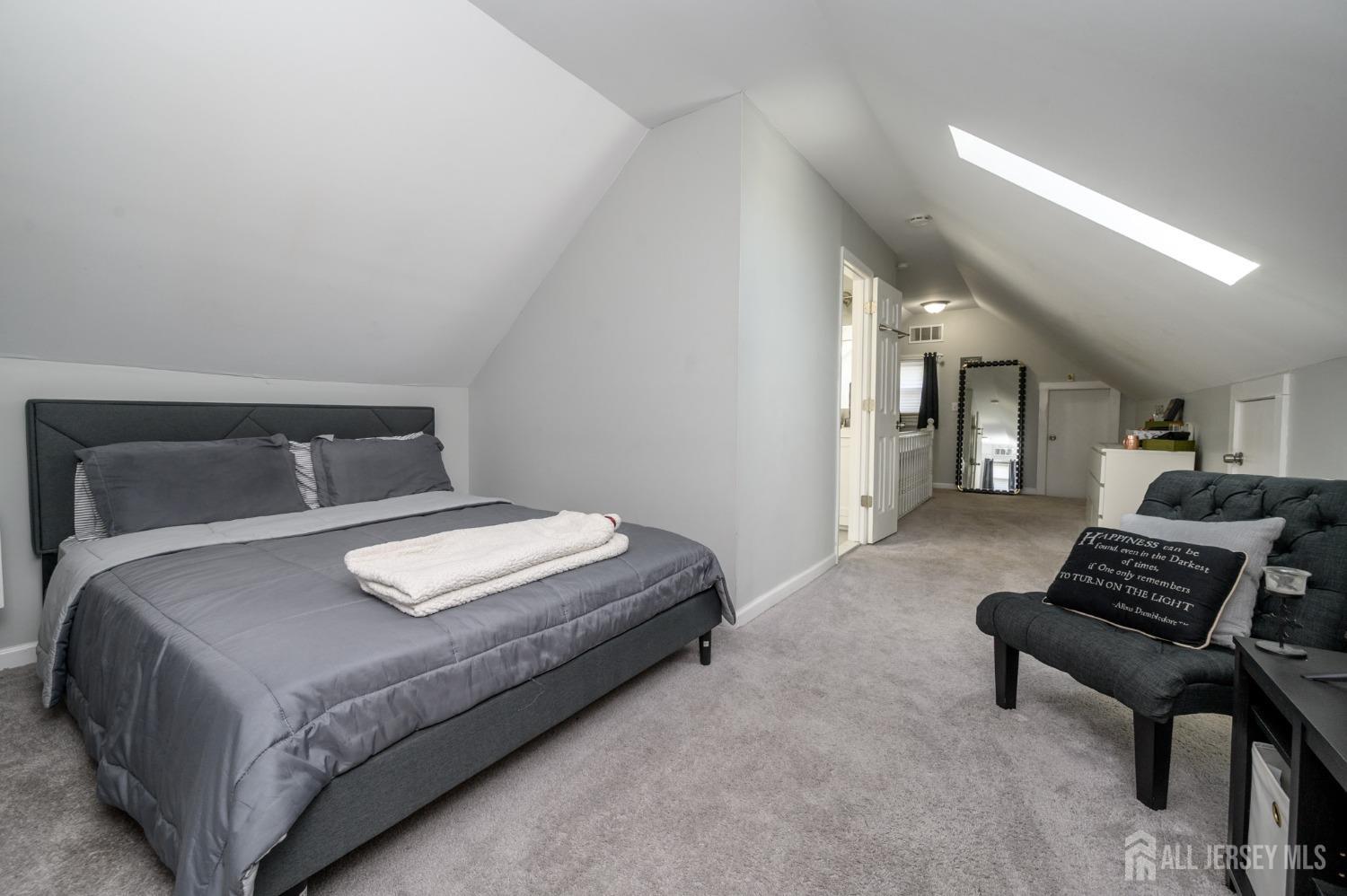 724 E 2nd Avenue, Roselle, New Jersey image 22
