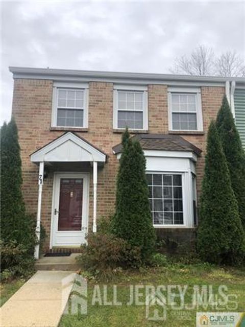 Condo For Sale - 71 Percival Court<br/> Old Bridge, NJ 08857
