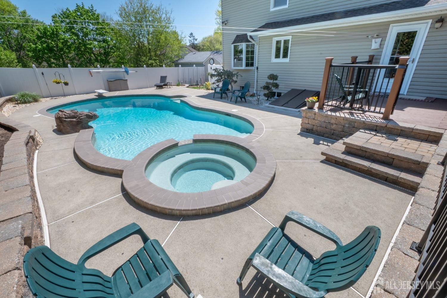 10 Weller Court, Milltown, New Jersey image 27