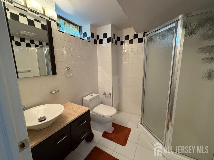 121 Dunham Avenue, Edison, New Jersey image 7