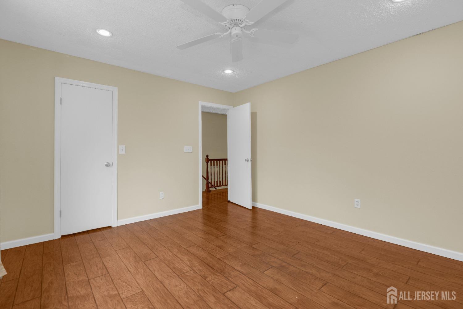 8602 Hana Road, Edison, New Jersey image 19
