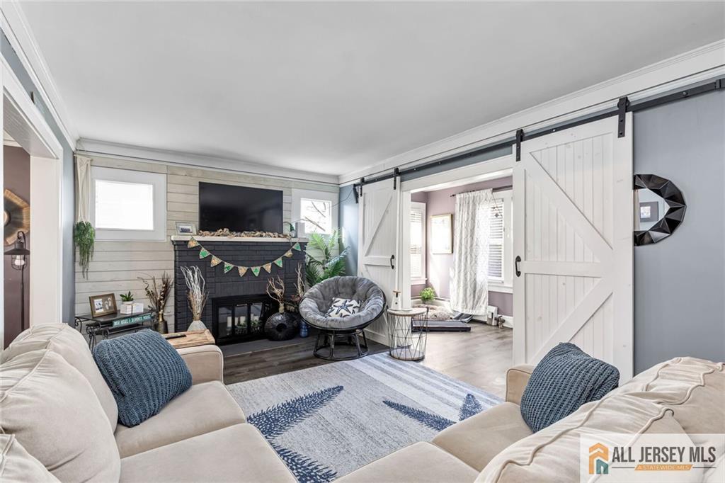 317 Pine Avenue, Garwood, New Jersey image 6