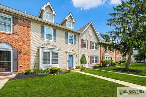 Townhouse For Rent - 417 Northam Drive<br/> North Brunswick, NJ 08902