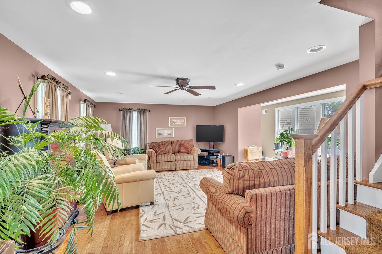 15 Parker Street, East Brunswick, New Jersey image 18