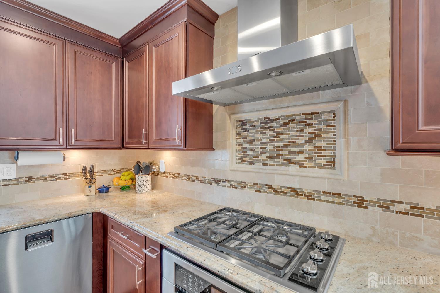 42 Ridge Road, Edison, New Jersey image 15