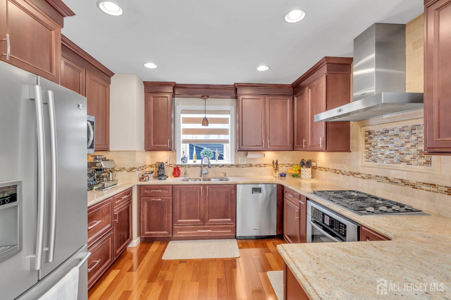 42 Ridge Road, Edison, New Jersey image 14