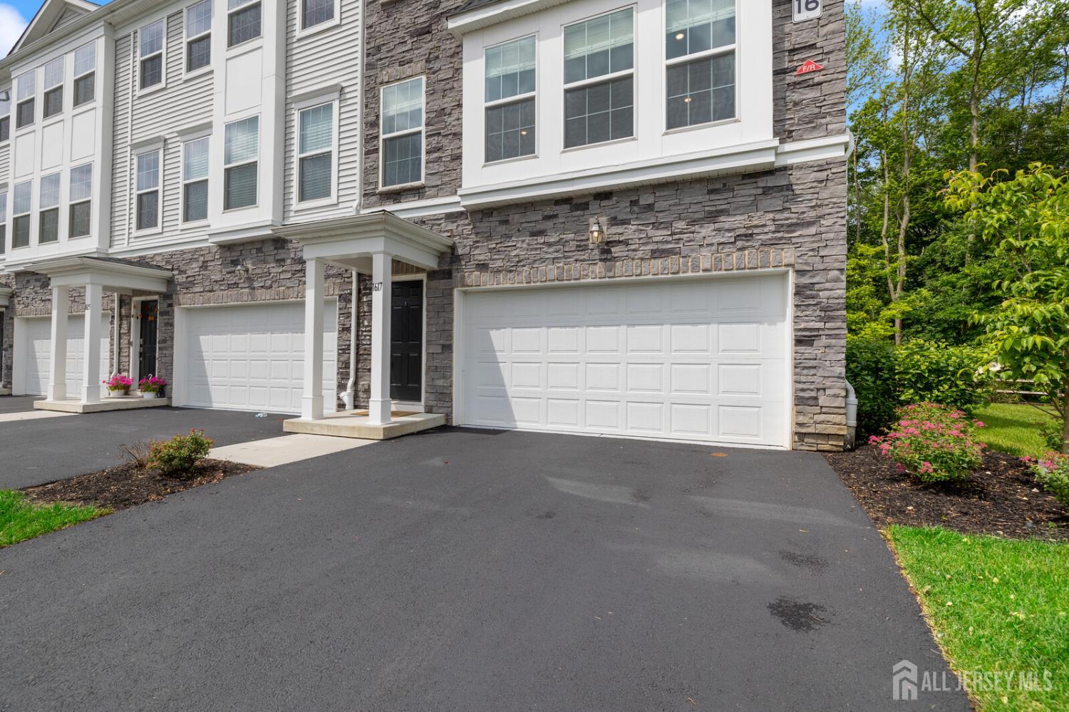 1617 Swales Court, Monroe Township, New Jersey image 3