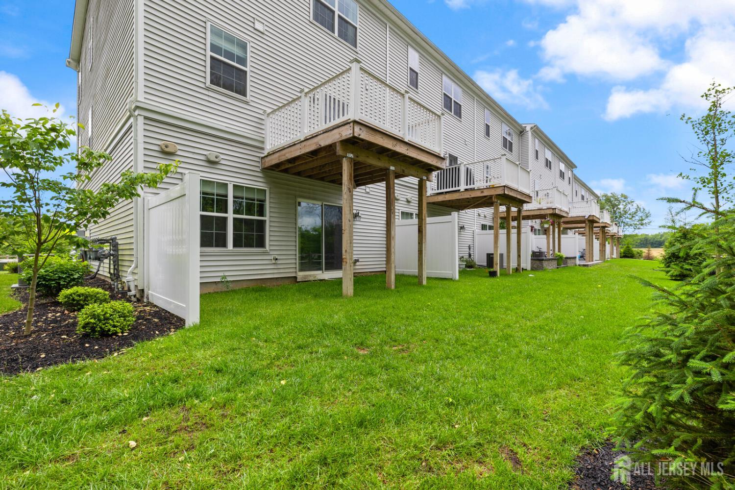 1617 Swales Court, Monroe Township, New Jersey image 44