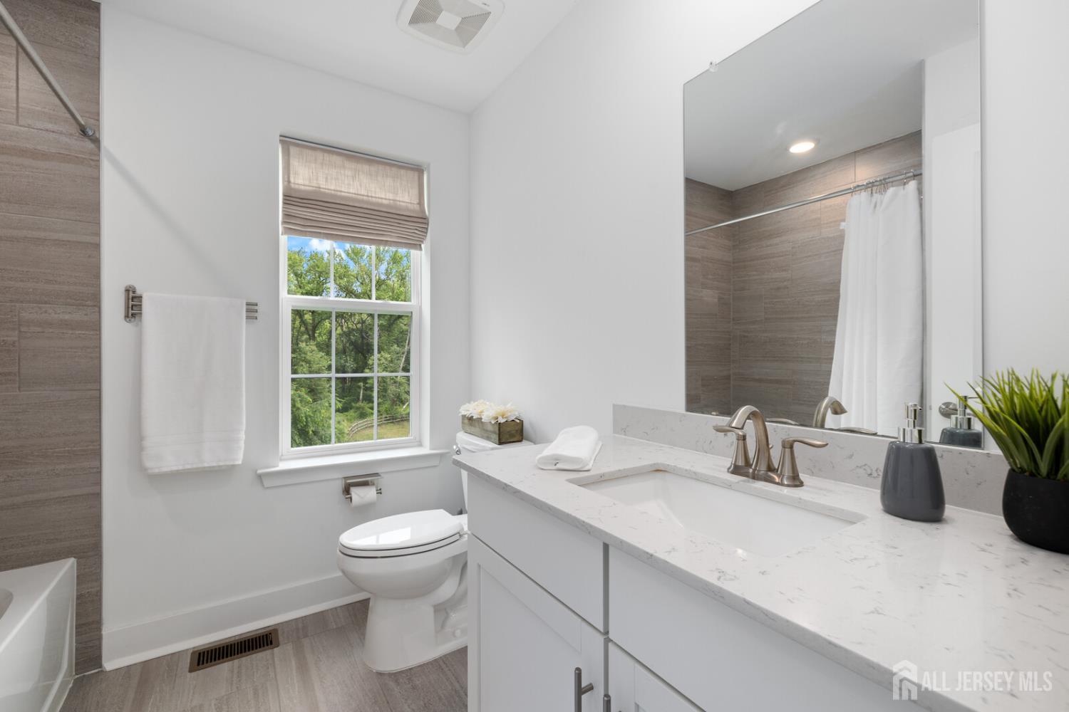 1617 Swales Court, Monroe Township, New Jersey image 37