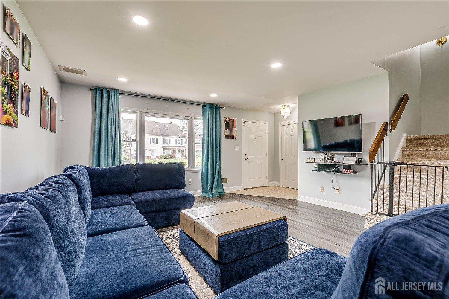 Scotch Plains, New Jersey 07076, United States, 2 Bedrooms Bedrooms, ,3 BathroomsBathrooms,Residential,Active,105690