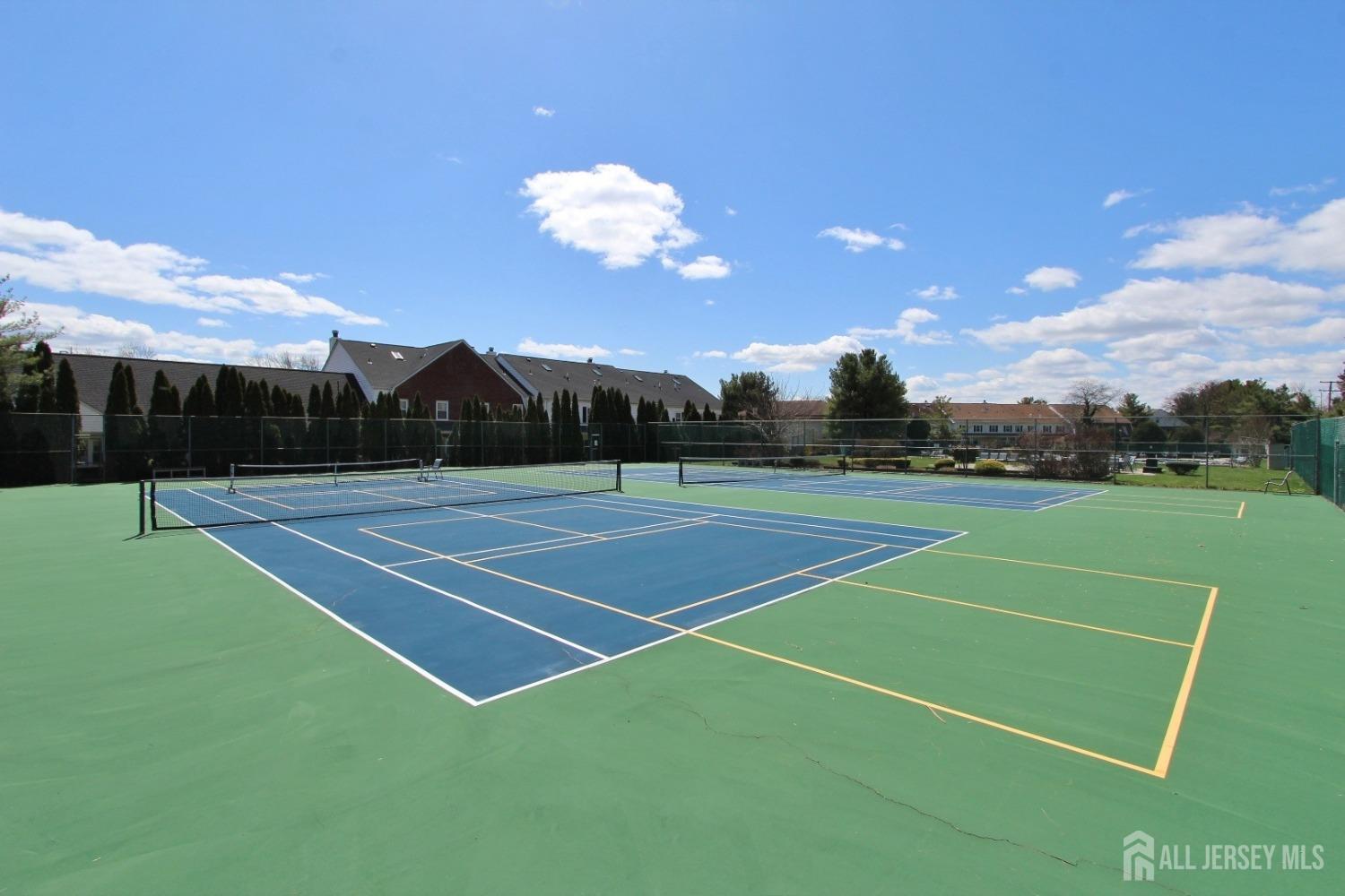 Scotch Plains, New Jersey 07076, United States, 2 Bedrooms Bedrooms, ,3 BathroomsBathrooms,Residential,Active,105690