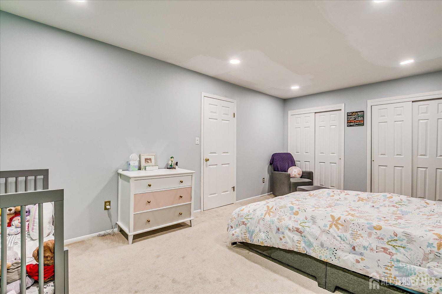 Scotch Plains, New Jersey 07076, United States, 2 Bedrooms Bedrooms, ,3 BathroomsBathrooms,Residential,Active,105690