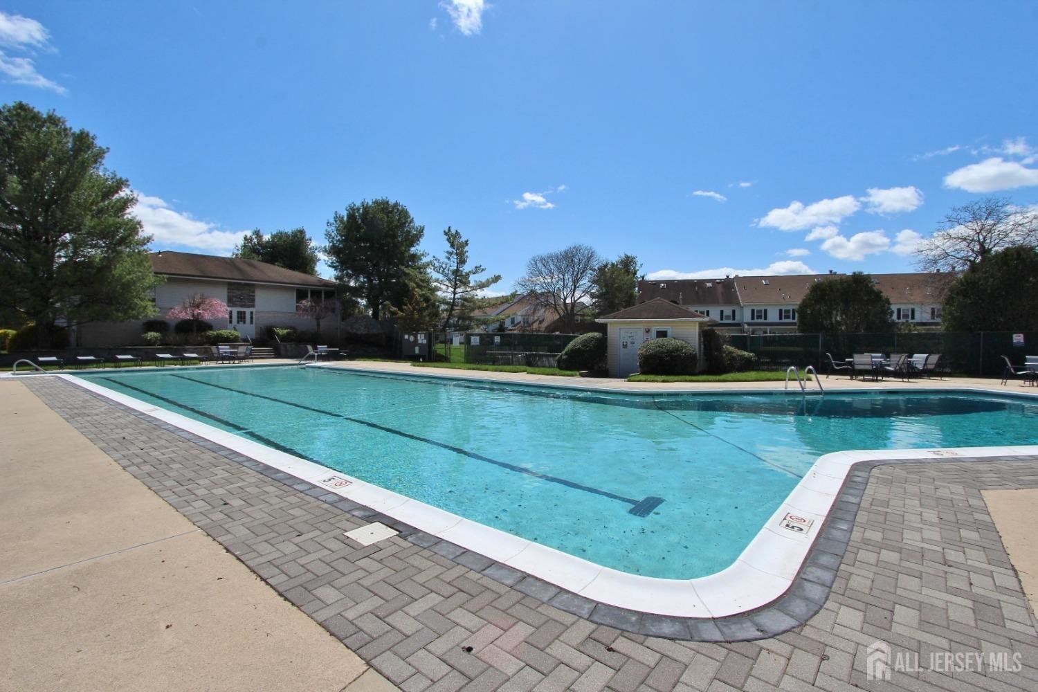 Scotch Plains, New Jersey 07076, United States, 2 Bedrooms Bedrooms, ,3 BathroomsBathrooms,Residential,Active,105690