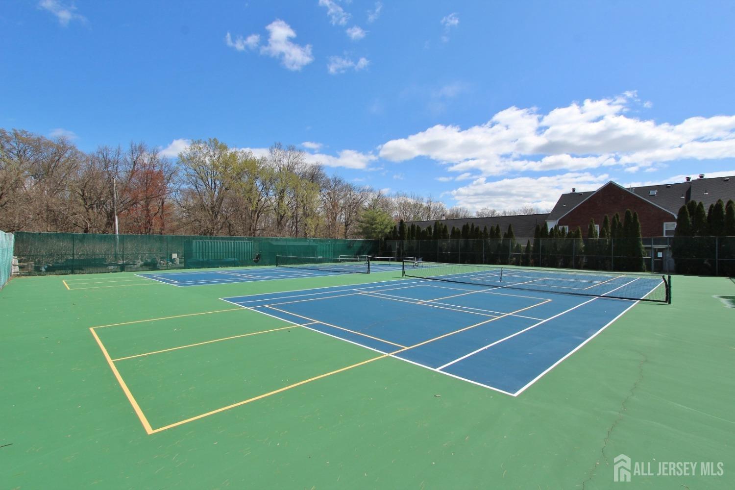 Scotch Plains, New Jersey 07076, United States, 2 Bedrooms Bedrooms, ,3 BathroomsBathrooms,Residential,Active,105690