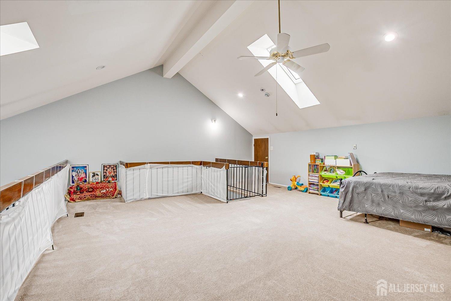 Scotch Plains, New Jersey 07076, United States, 2 Bedrooms Bedrooms, ,3 BathroomsBathrooms,Residential,Active,105690