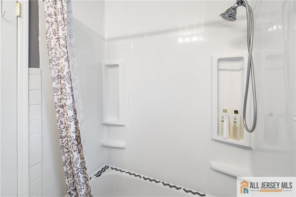 38 Edgemere Avenue, Plainsboro, New Jersey image 22