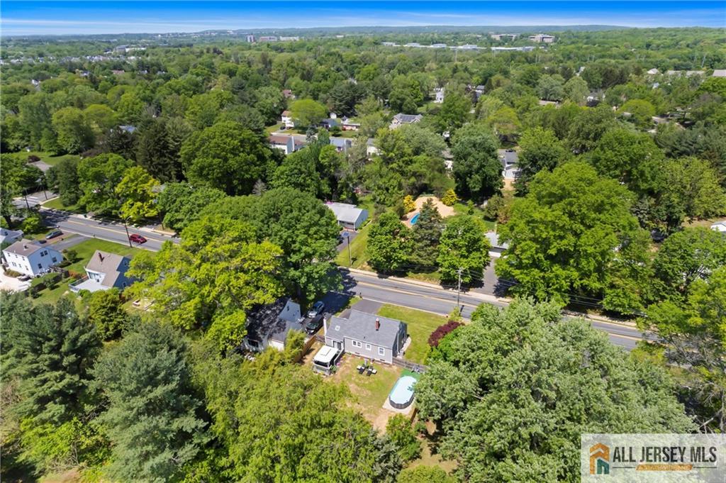 38 Edgemere Avenue, Plainsboro, New Jersey image 35