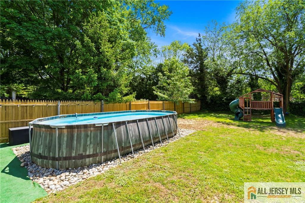 38 Edgemere Avenue, Plainsboro, New Jersey image 32