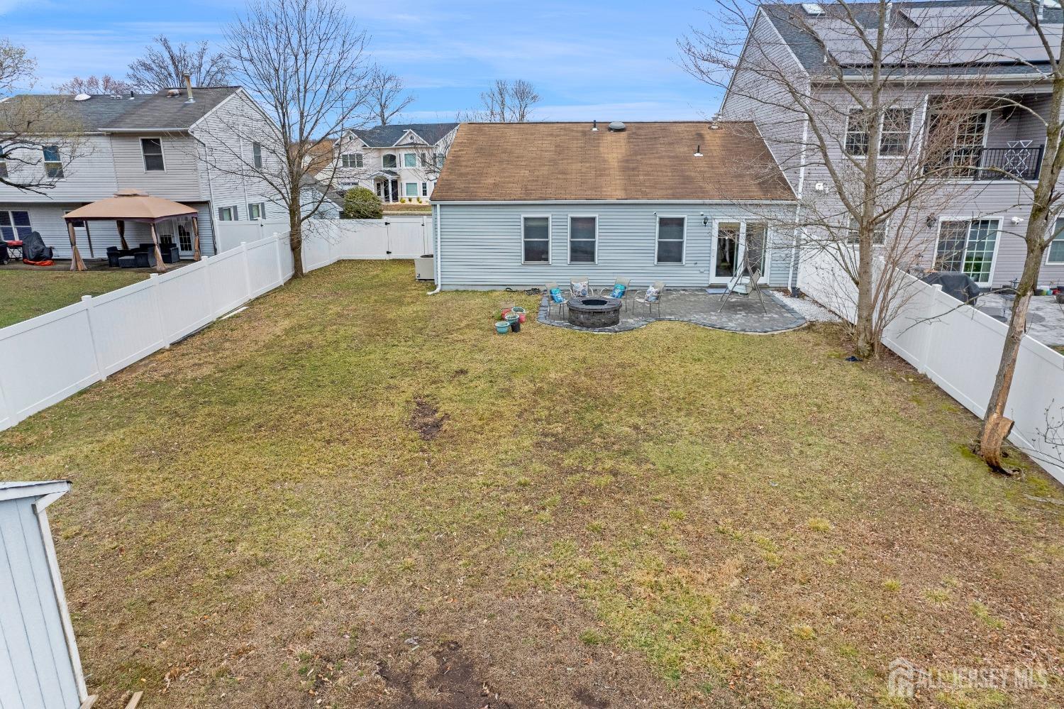 124 Woodbury Road, Edison, New Jersey image 29