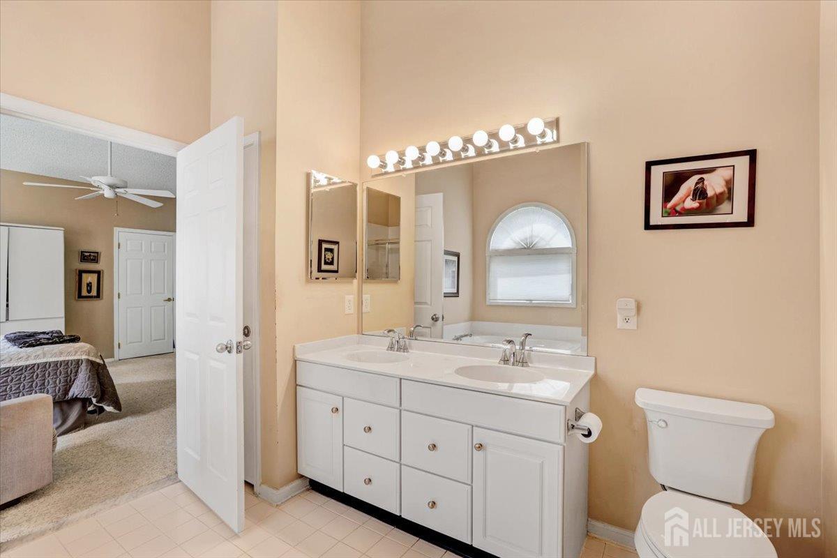 35 Brighton Court, Monroe Township, New Jersey image 16