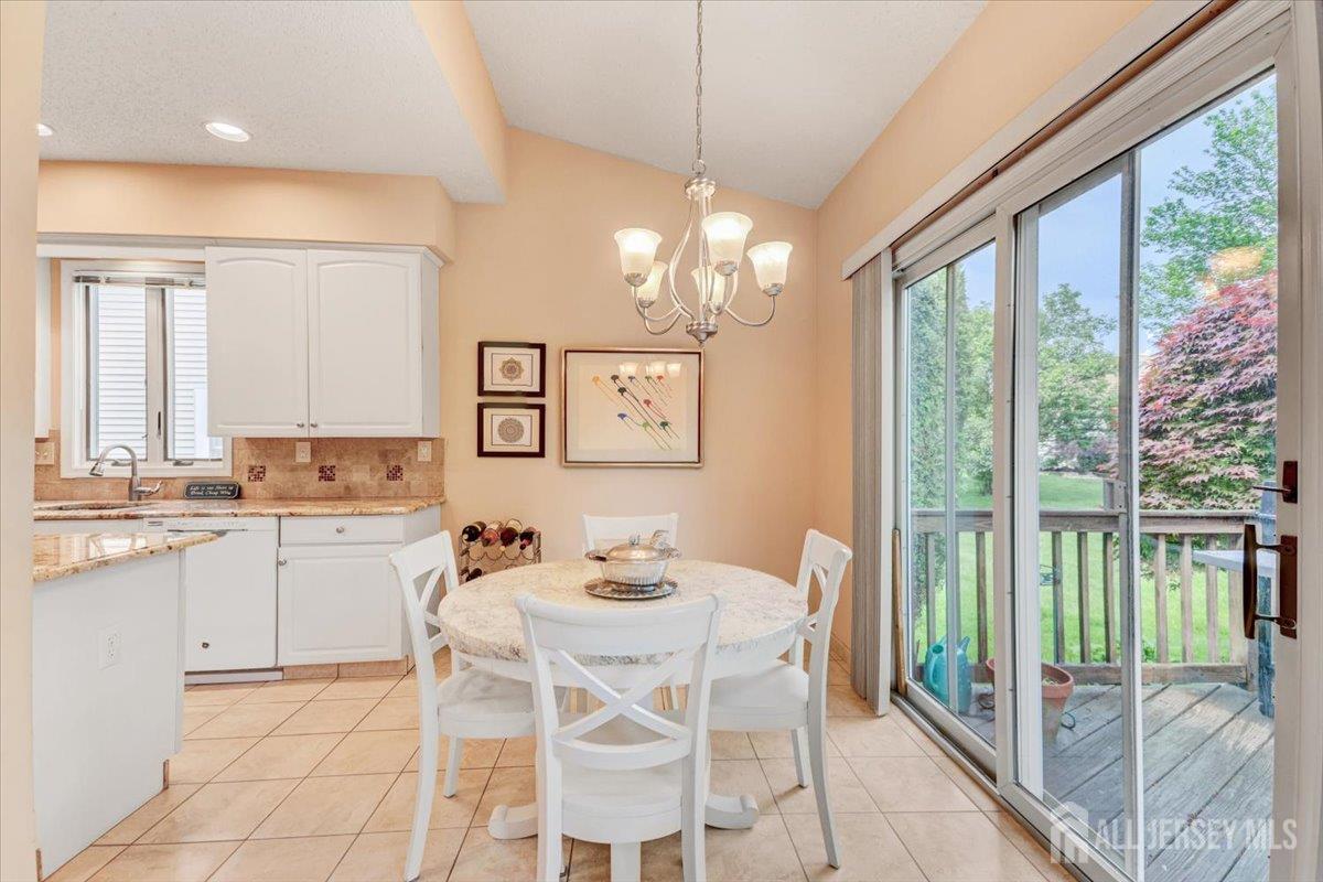35 Brighton Court, Monroe Township, New Jersey image 10