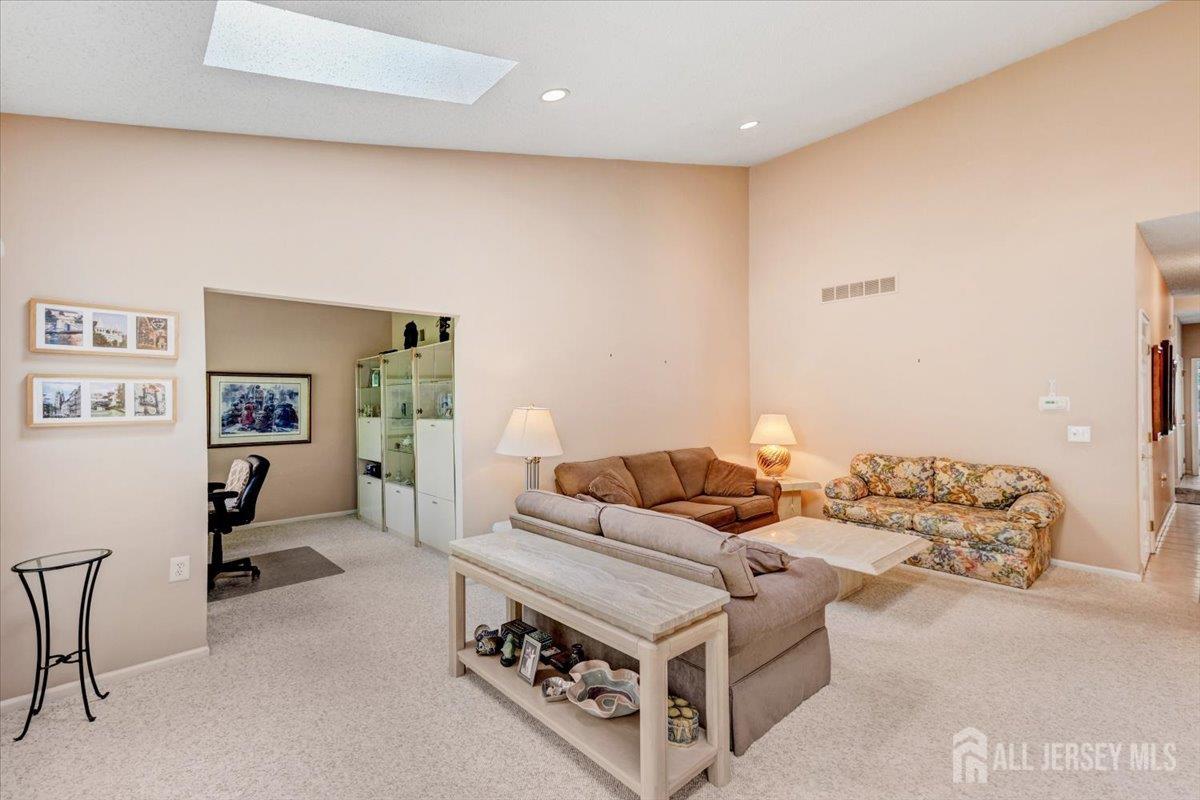 35 Brighton Court, Monroe Township, New Jersey image 13