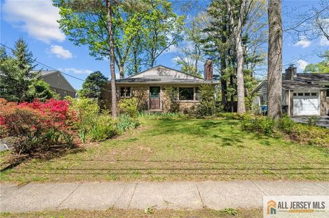 552 Parkview Avenue, North Plainfield, NJ 07063 - MLS#: 2561449M