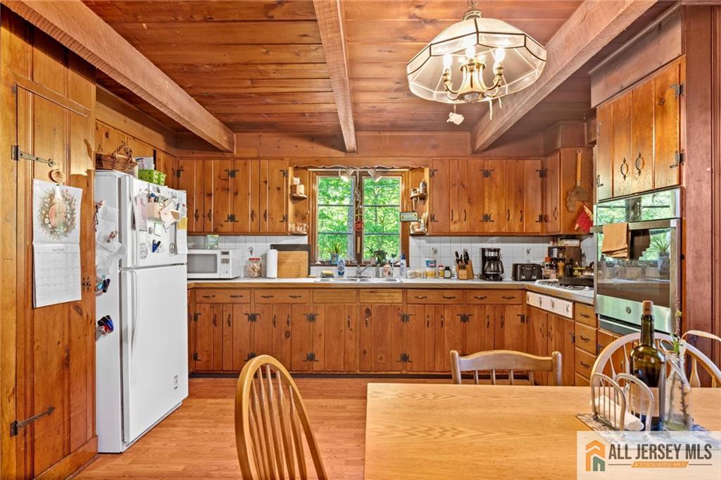 552 Parkview Avenue, North Plainfield, New Jersey image 17