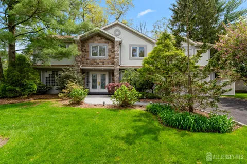 16 Darby Road, East Brunswick, NJ 08816 - MLS#: 2510383R