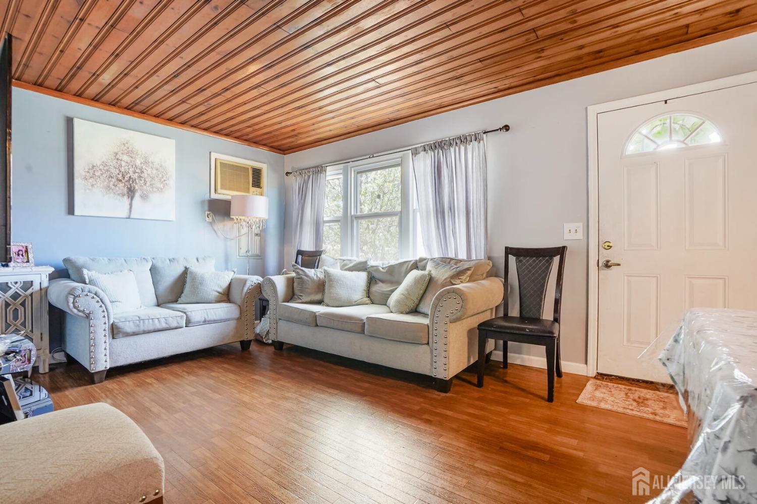518 Boesel Avenue, Manville, New Jersey image 2