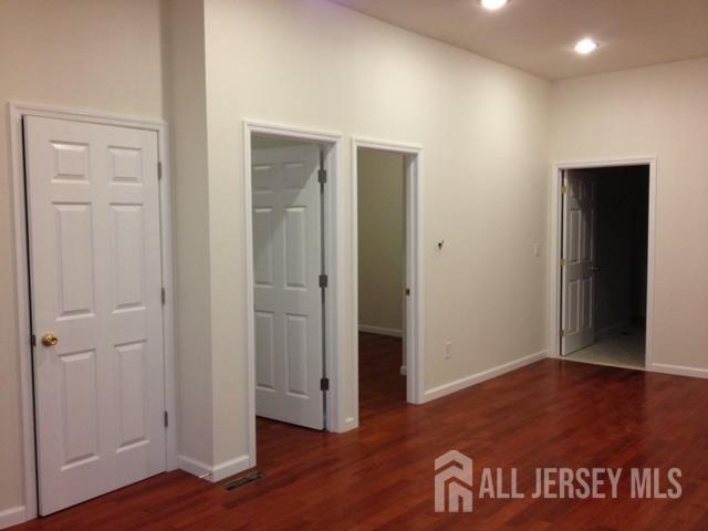 300 Rock Avenue, Piscataway, New Jersey image 5