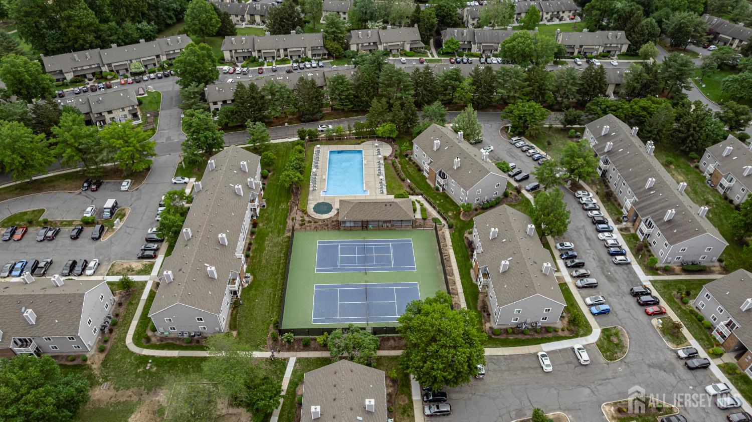 8113 Tamarron Drive, Plainsboro, New Jersey image 30