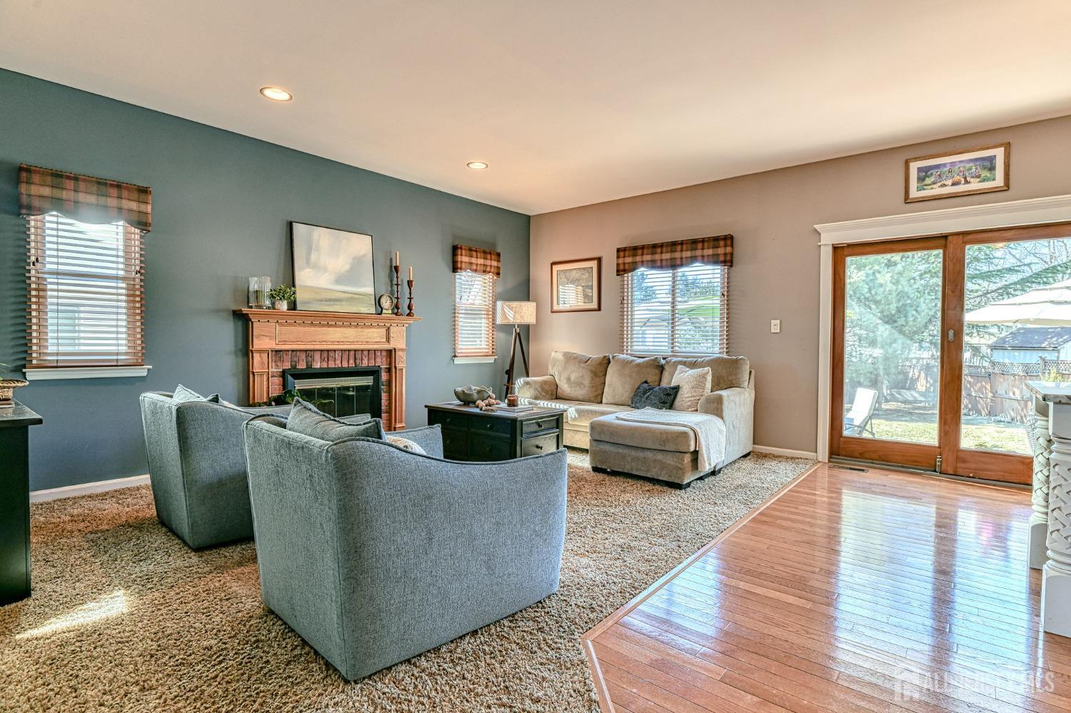 10 Graulich Drive, Milltown, New Jersey image 12