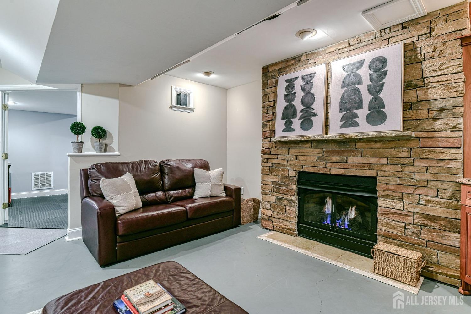10 Graulich Drive, Milltown, New Jersey image 21