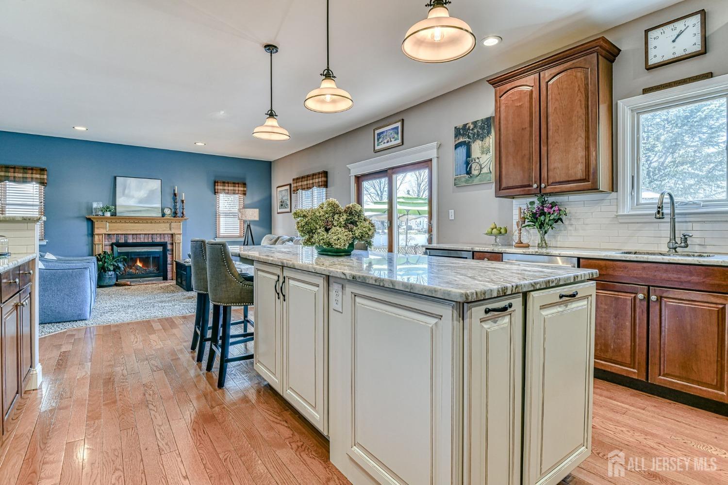 10 Graulich Drive, Milltown, New Jersey image 9
