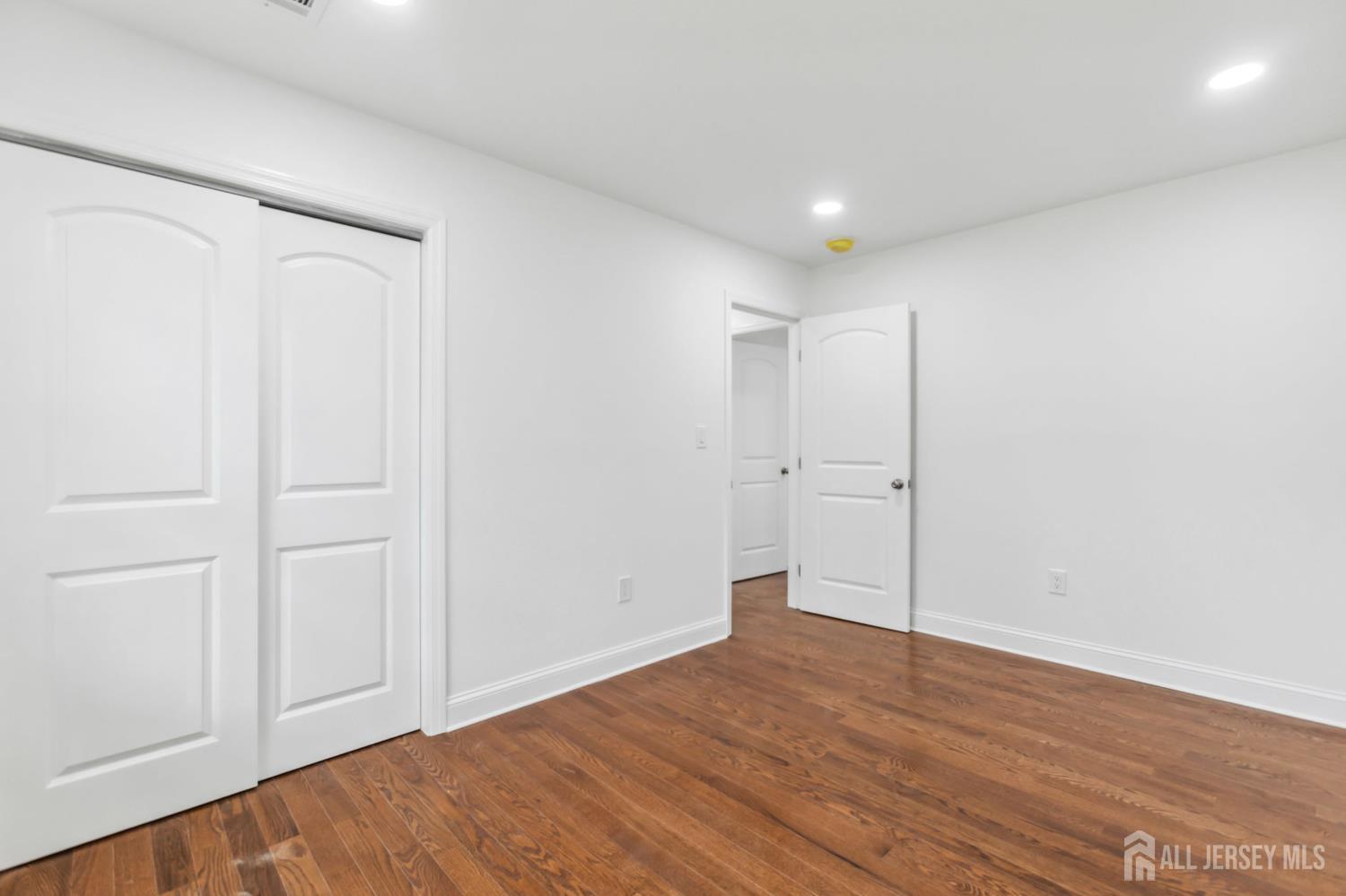 244 Lloyd Road, Matawan, New Jersey image 32