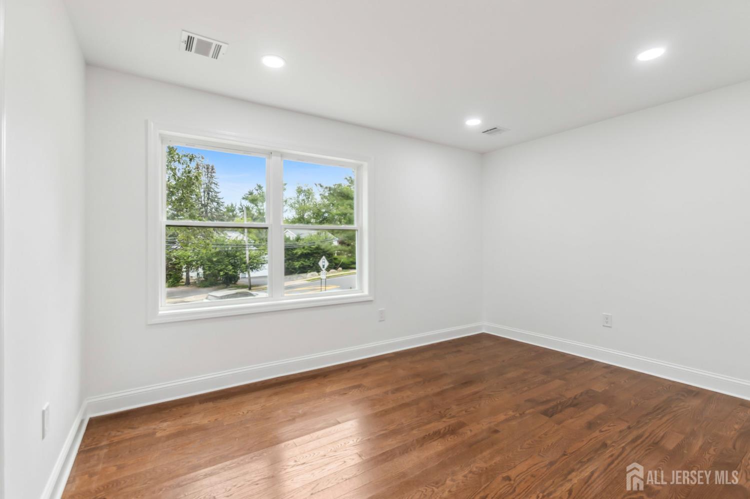 244 Lloyd Road, Matawan, New Jersey image 29